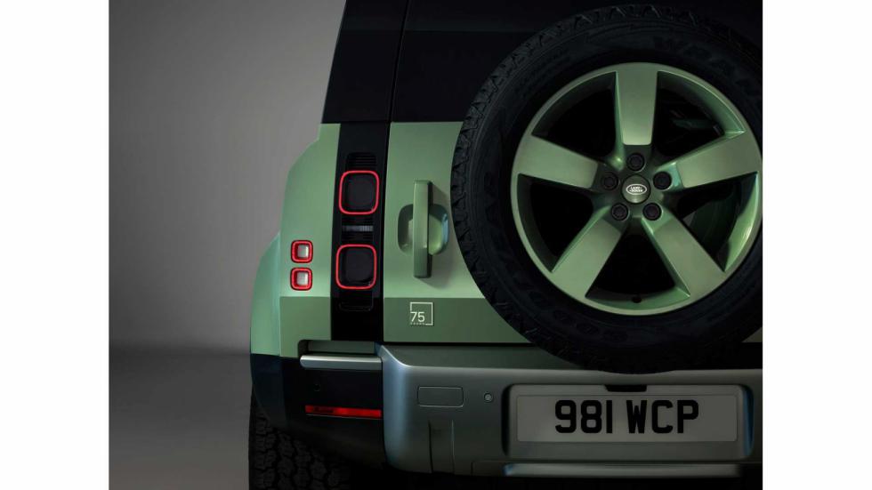 Η Land Rover γιορτάζει με το νέο Defender 75th Limited Edition